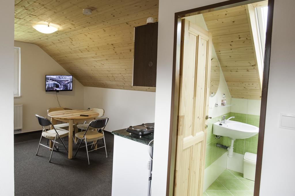 Penzion A Apartmany Skipark Hrabesice Krasne 外观 照片